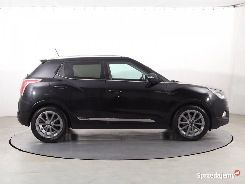 SsangYong Tivoli 16 eXDi radio sprzedam