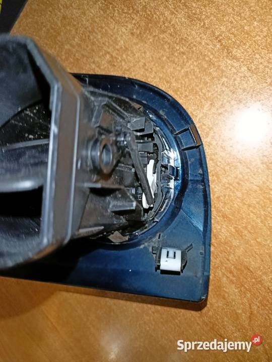 FIAT 500 Kratka Nawiewu Lewa z Ramką Części samochodowe Tarnobrzeg sprzedam