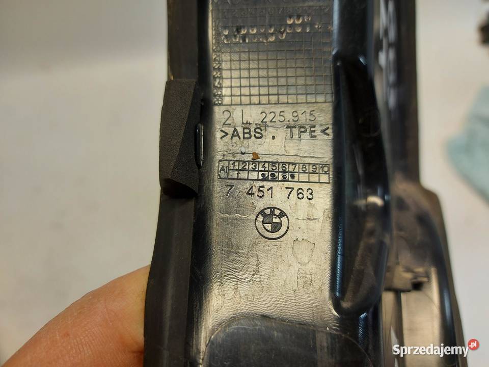 BMW G05 X5 30d 2019r OSŁONA LAMPY RYNNA 7451763