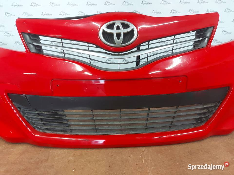 TOYOTA YARIS III P13 zderzak przód Motoryzacja Kielce