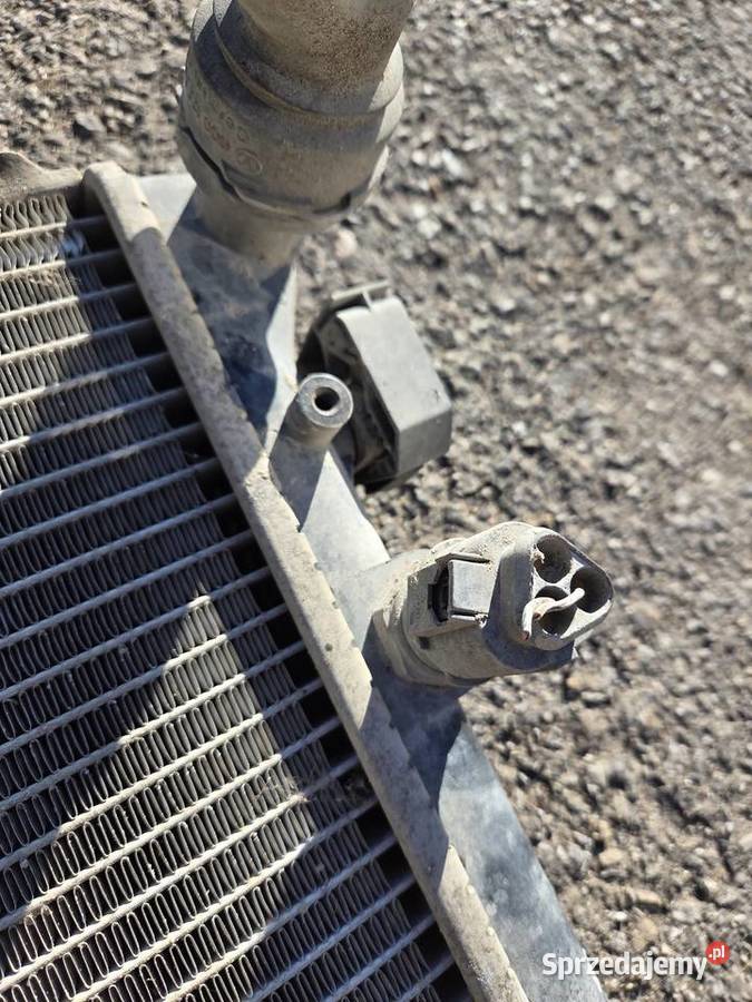 Chłodnica Volkswagen polo 4 14