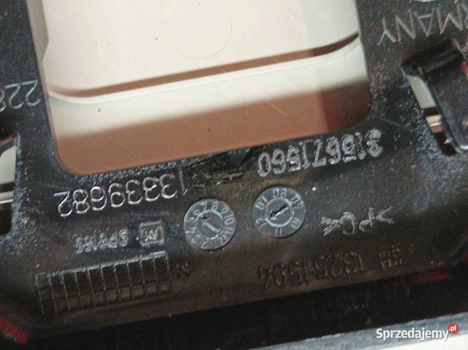 LAMPKA PODSUFITKI KOMPLET EUROPA 315671560 Opel