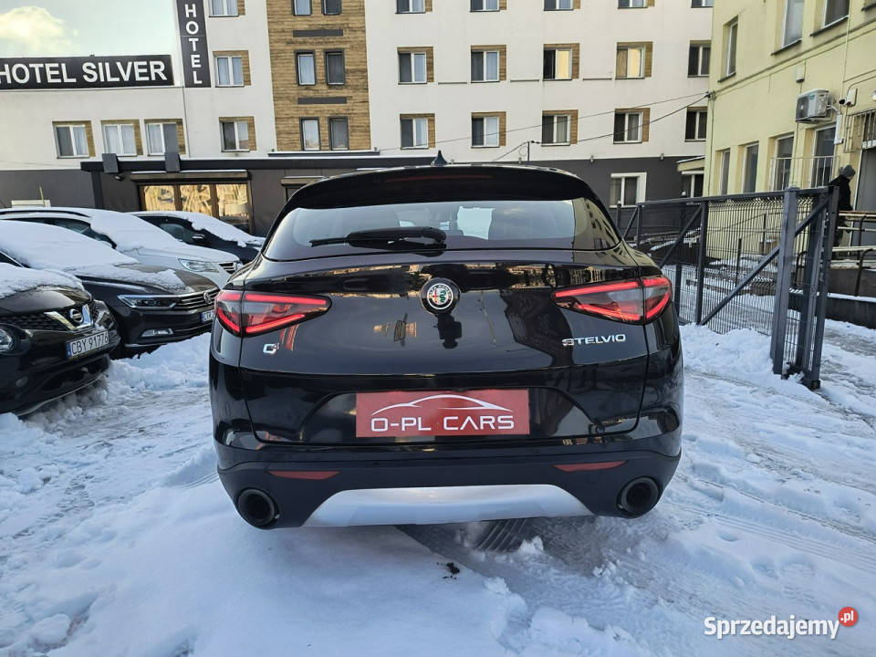 Alfa Romeo Stelvio Salon 1 właściciel serwisy centralny zamek Bydgoszcz