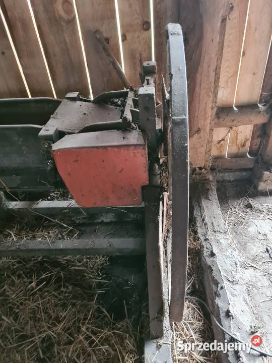 Zabytkowa Drewniano Metalowa Sieczkarnia Ręczna Rząśnik