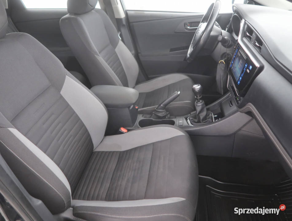 Toyota Auris 16 Valvematic benzyna sprzedam