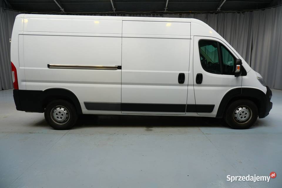OPEL MOVANO 2022 217900 ccm 103 KW mazowieckie Warszawa