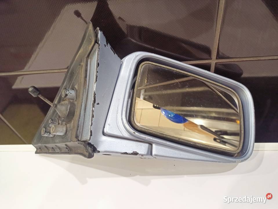 Nissan Bluebird lusterko zewnętrzne prawe łódzkie