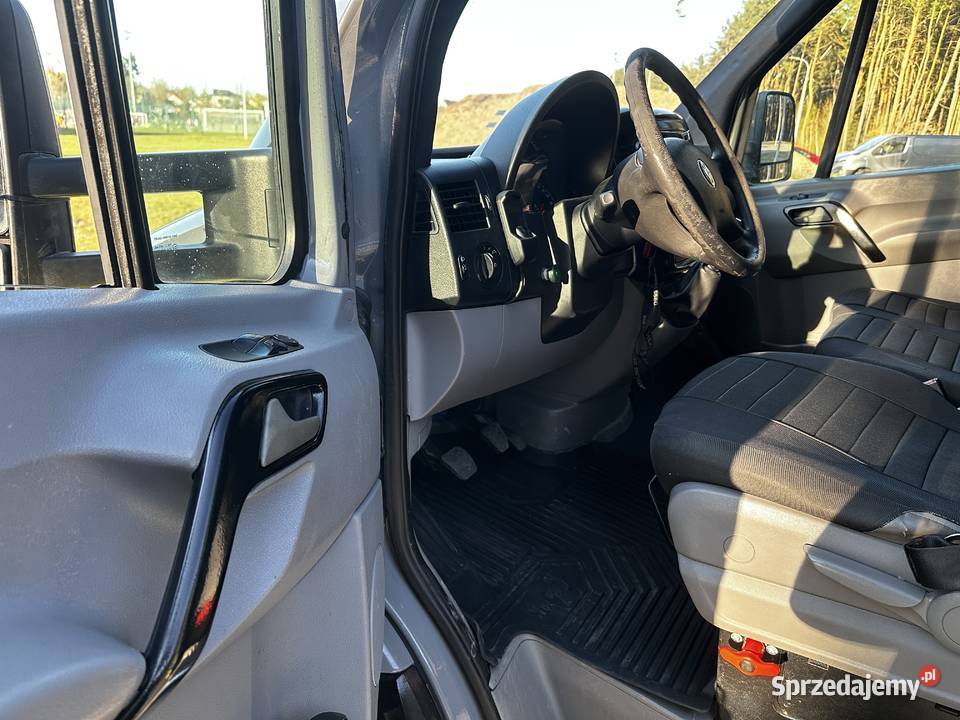 Volkswagen Crafter 25 TDI LawetaPomoc diesel mazowieckie Kołbiel