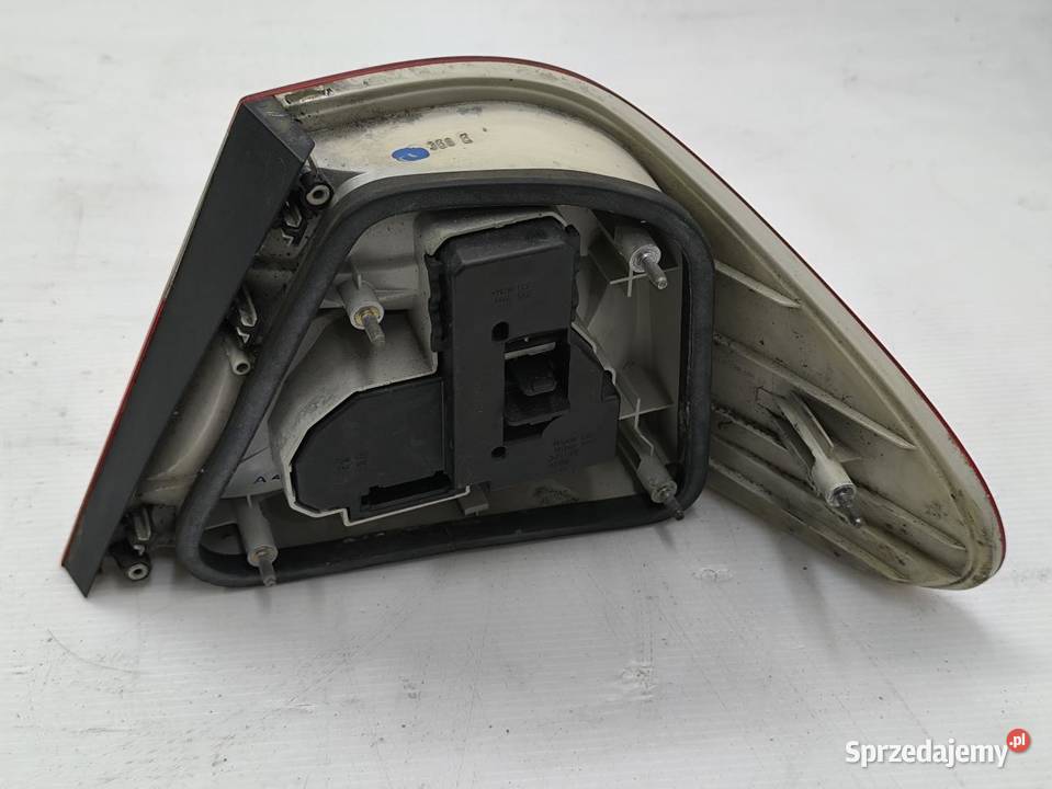 LAMPA LEWY TŁ MERCEDES CLK W208 C208 2088200164 Lampy cofania