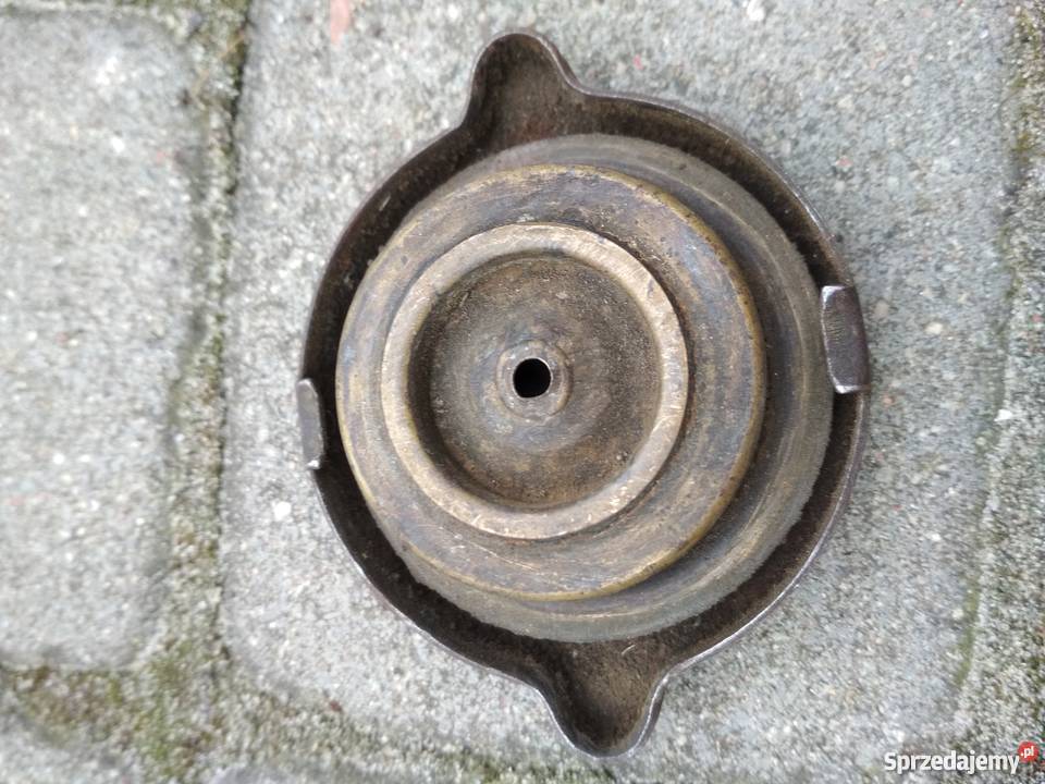 Zabytkowy korek chłodnicy