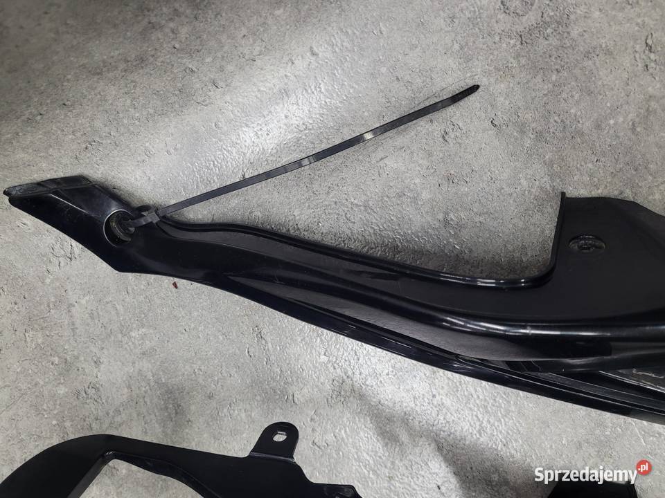 Suzuki GSXR GSXR 600 750 k8 k9 ogon zadupek tył Nowy Tomyśl