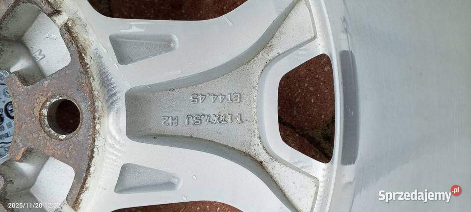 Sprzedam 4 koła do Jeep Wrangler oryginały pomorskie sprzedam