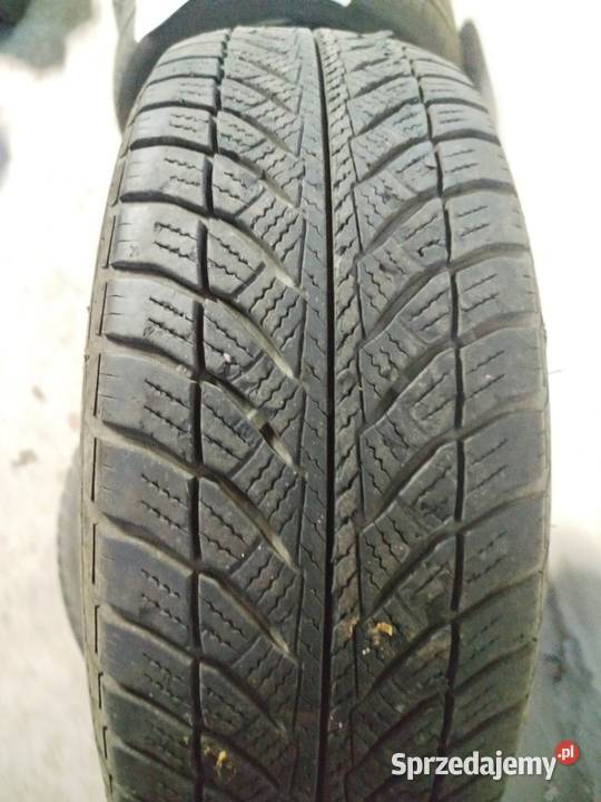 OPONY GOODYEAR ULTRAGRIP 8 RUN FLAT 20560 R16 Biała