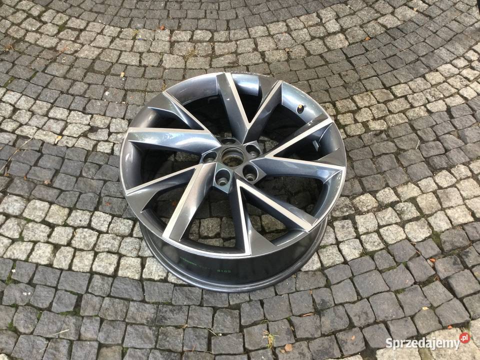 Skoda Suberb 3V0 III Felga Aluminiowa 19 Samochodowe Pleszew