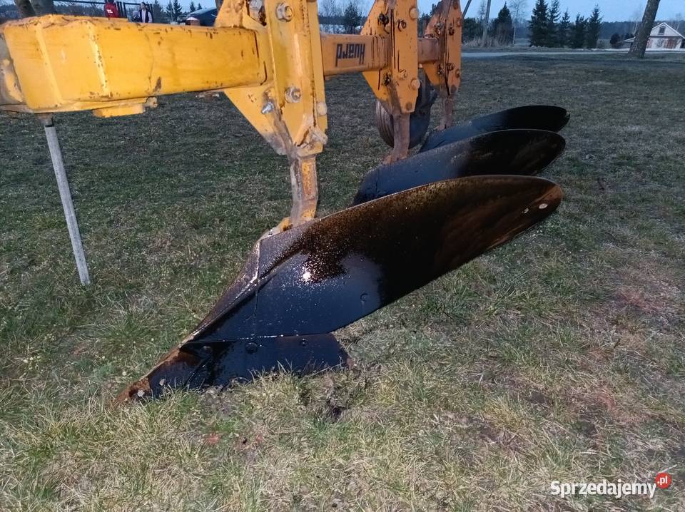 Pług 3 obrotowy huard PR65T Ossowa