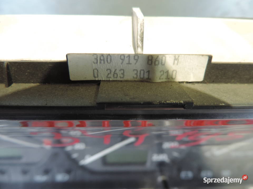 LICZNIK VW PASSAT B4 19 TDI 3A0919860M Rok produkcji 1996 Nowy Sącz