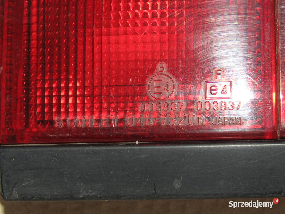 LAMPA TYLNA LEWA HYUNDAI PONY EXCEL 1989 95r
