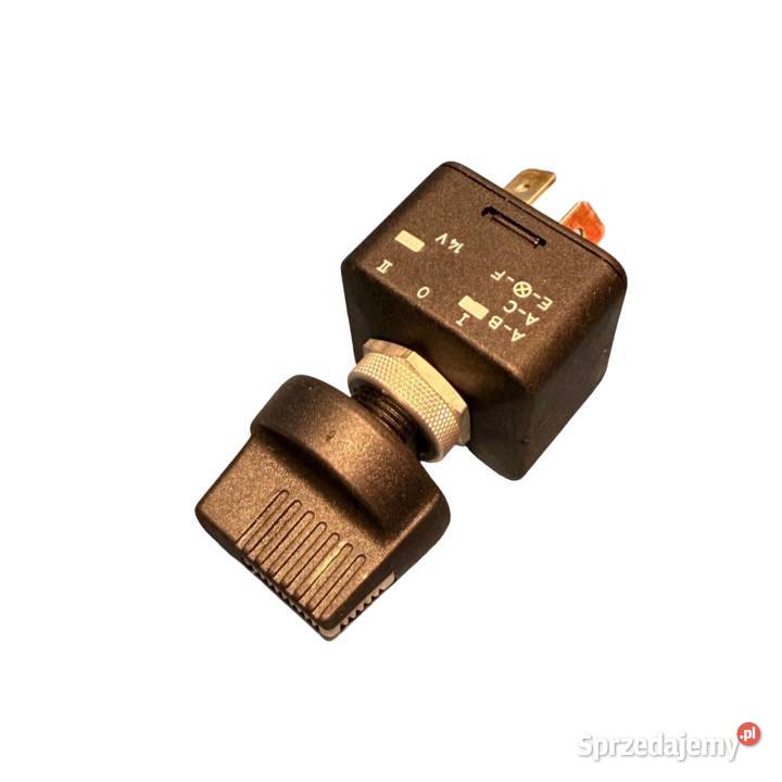 151804 151804 65478 Włącznik obrotowy 14V wielkopolskie Poznań