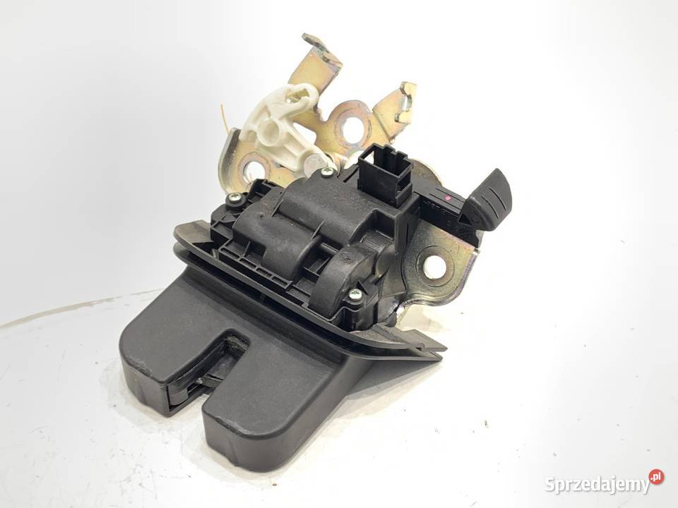 ZAMEK KLAPY TYŁ AUDI Q7 4L Hatchback 4F9827505