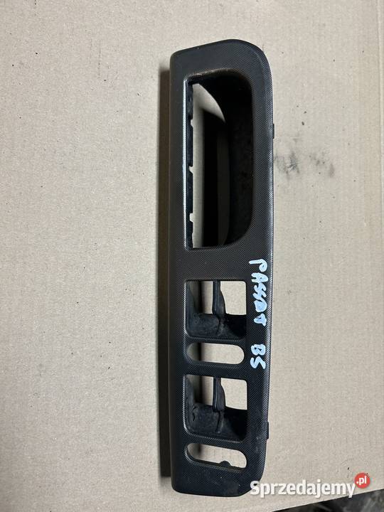 Uchwyt klamka drzwi kierowcy Passat b5 b5fl