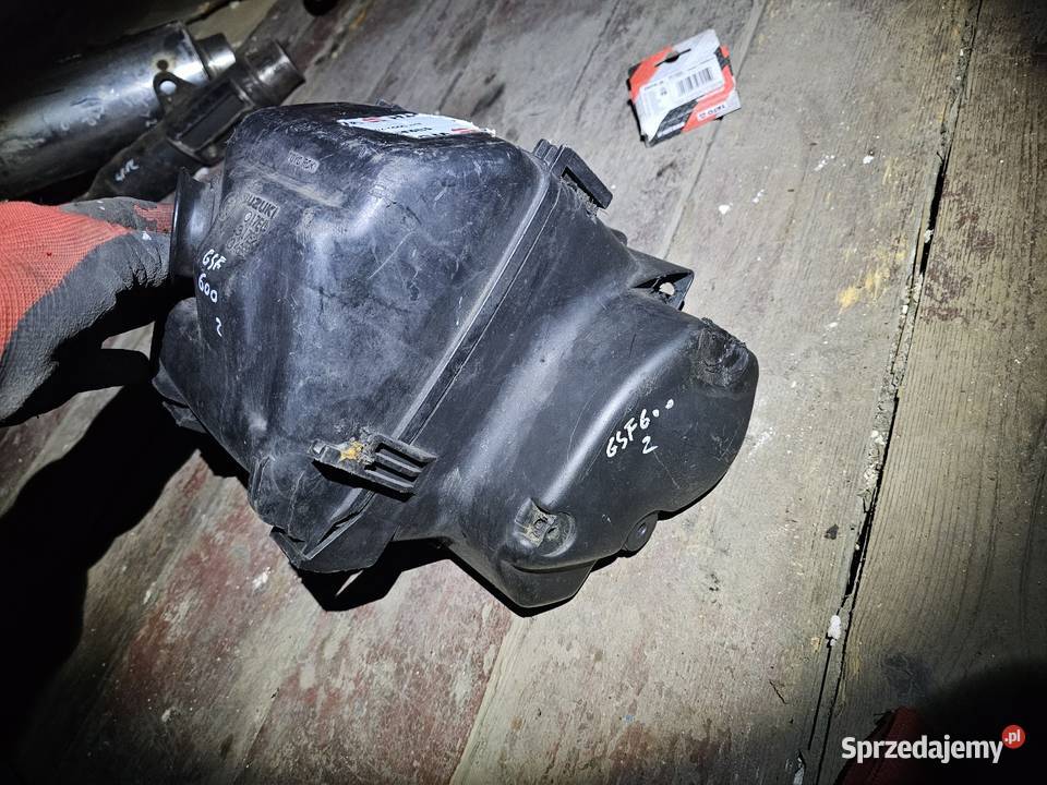Suzuki gsf 600 Bandit obudowa filtra powietrza Jelenia Góra