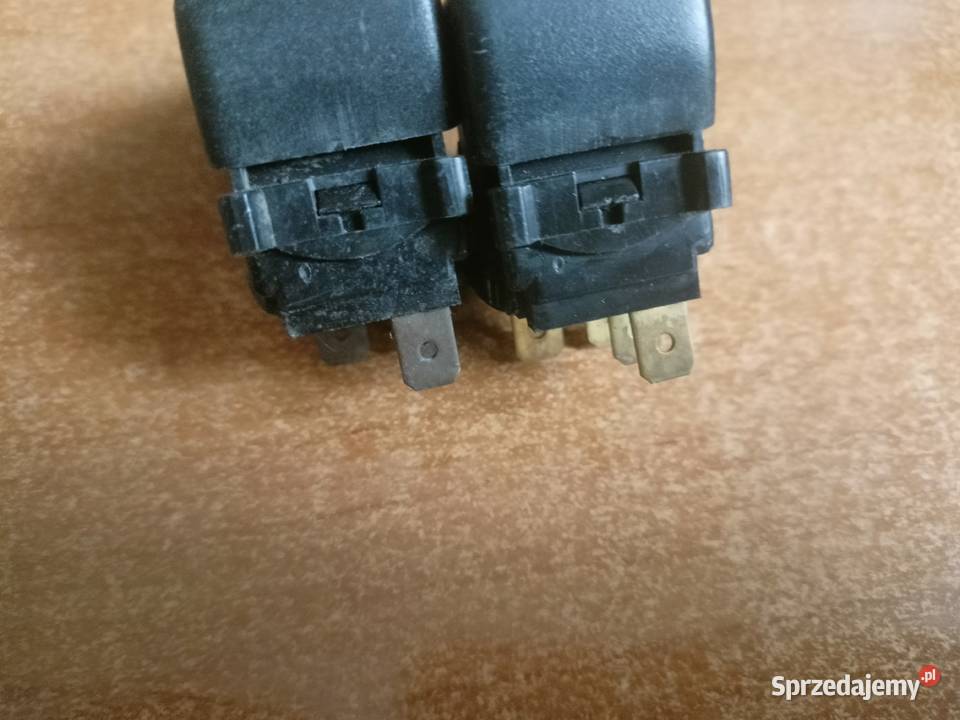 Przełącznik świateł Fiat 126p elegant