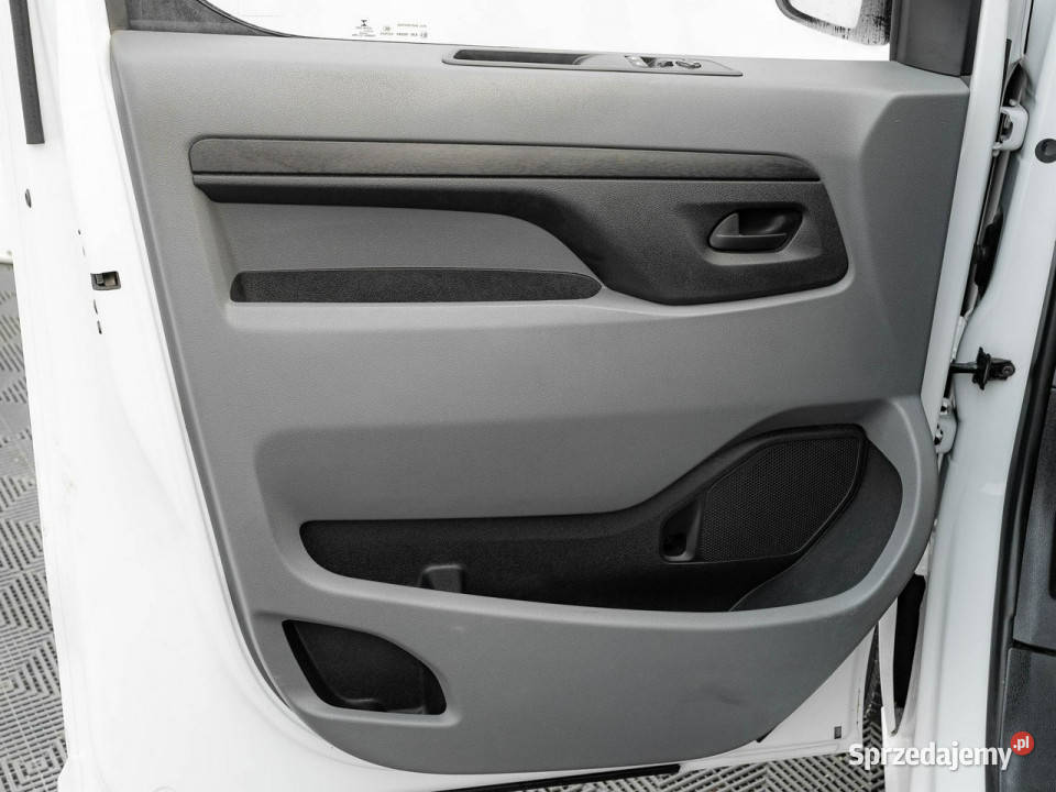 Opel Vivaro WD2253R20 CDTI Long 31t Enjoy Ekran