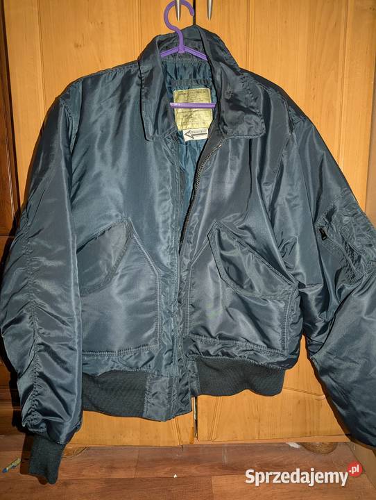 Kurtka wojskowa vintage Bomberka produkt Busko-Zdrój