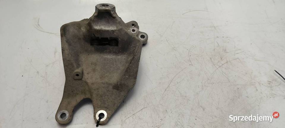 MOCOWANIE AUDI Q7 II 4M 8W0199308H osobowe Lipno