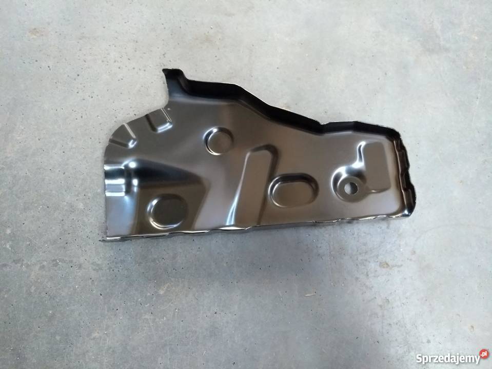 BMW F20 F21 F22 blacha wnęki koła prawego tył części blacharskie
