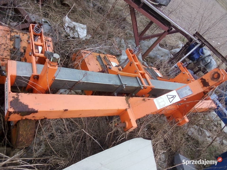 Glebogryzarka międzyrzędowa do truskawek malin Iłża