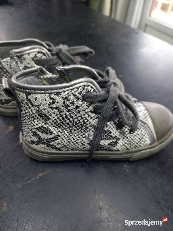 Buty chłopięce Chicco 26 Biłgoraj