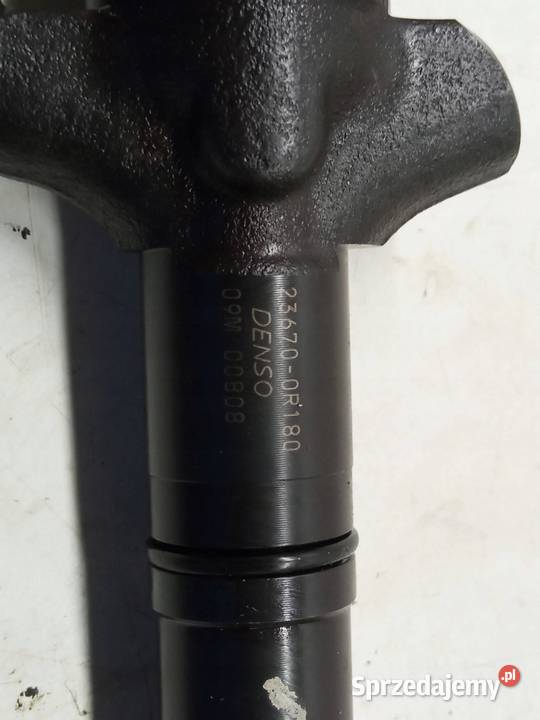 WTRYSKIWACZ 236700R180 20 D4D Toyota Avensis II świętokrzyskie