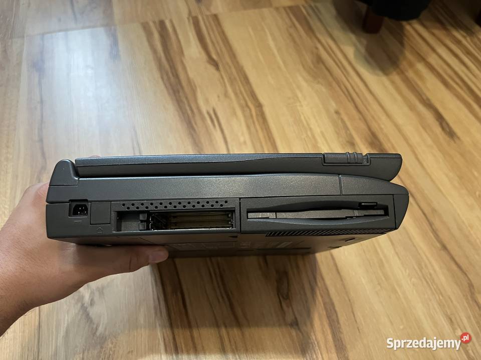 Zabytkowy laptop Compaq Armada 1500 Brzana sprzedam