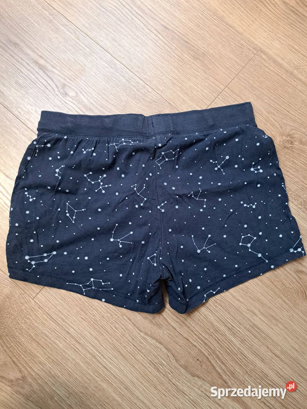 piżamowe szorty z gwiazdozbiorami esmara XS i S