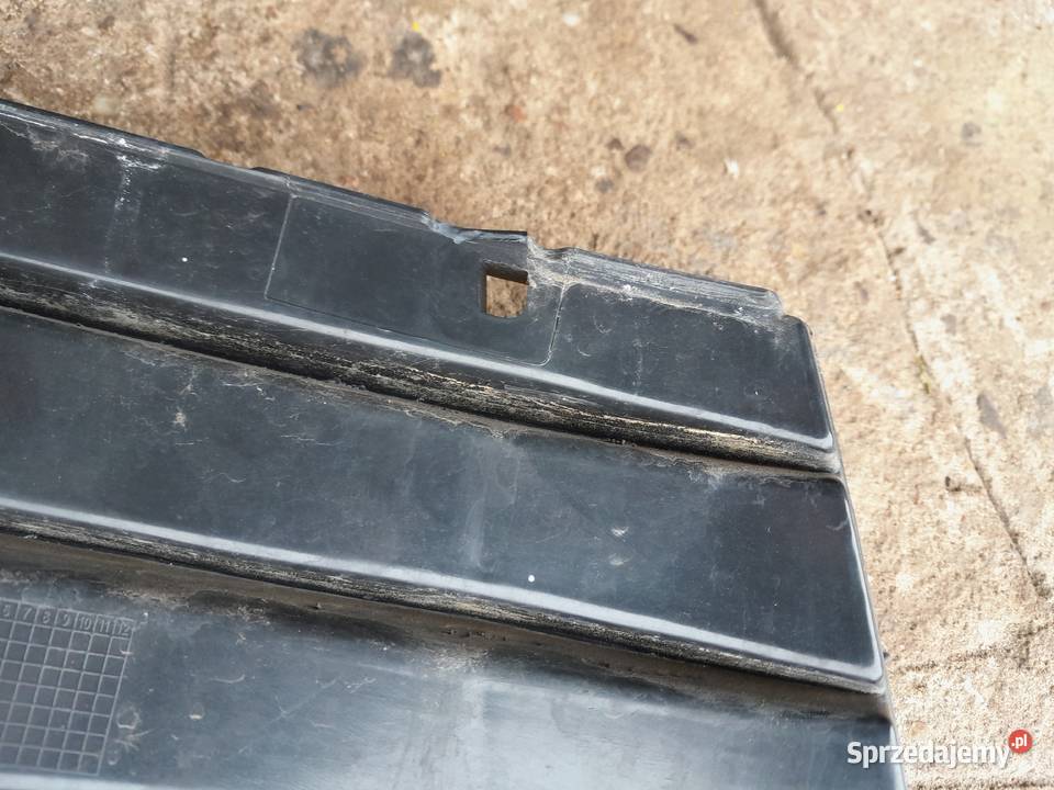 Atrapa chłodnicy grill kratki halogenów Audi A4 Strzelce Opolskie