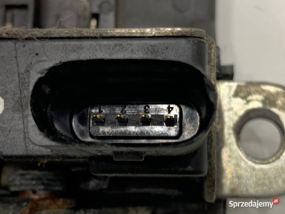 ZAMEK KLAPY TYŁ VW POLO V Hatchback 1K6827505A sprzedam