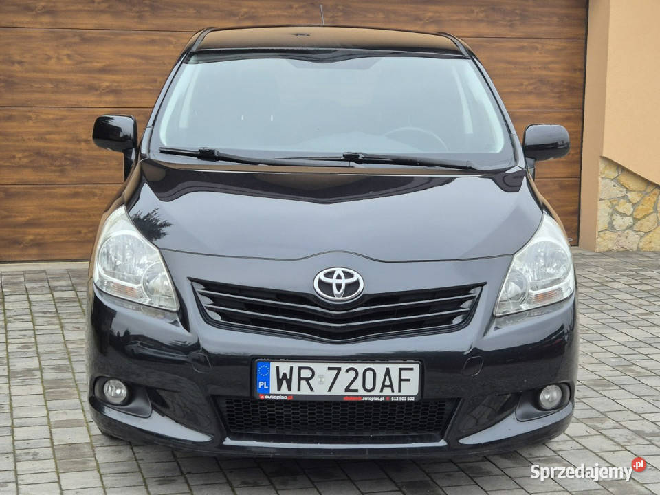 Toyota Verso 18B 147 2009r Org Lakier 18B 130 klimatyzacja Radom