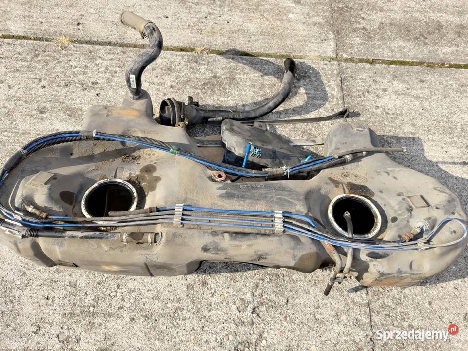 Zbiornik bak paliwa komplet BMW E46 320d