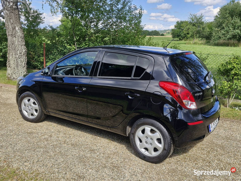 Hyundai i20 12 111 000 wersja GO alu LED