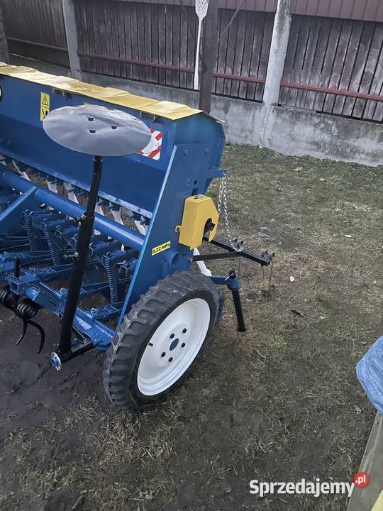Siewnik Poznaniak 27m na docisku Szówsko