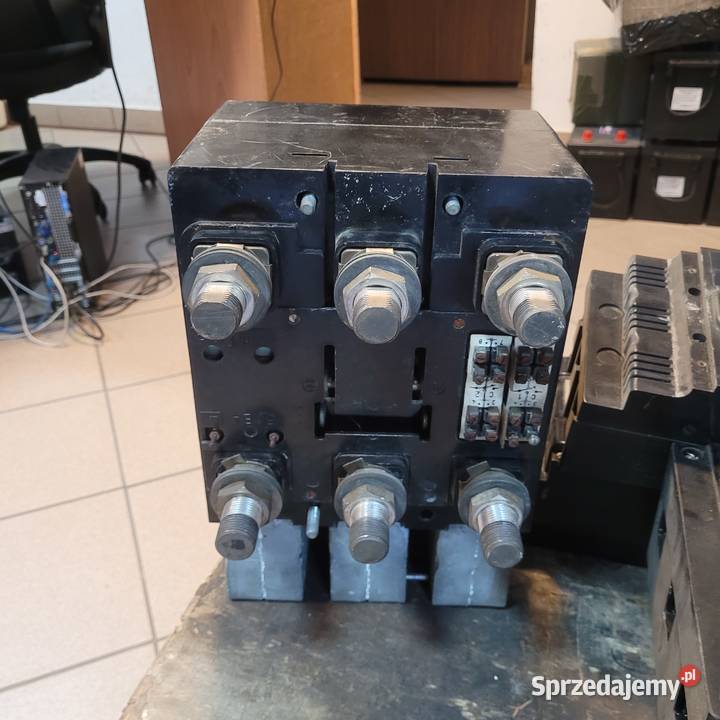 Wyłącznik ISOL z 630 500V220V agregatowy Skierniewice