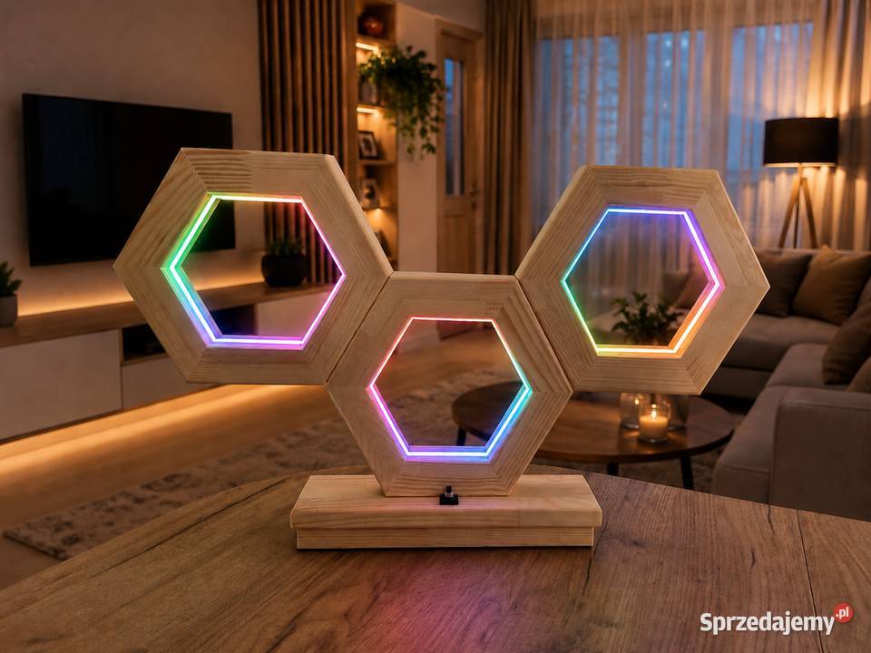 Lampa LED RGB z drewna naturalnego 62x37 Pilot łódzkie Gajewniki-Kolonia sprzedam