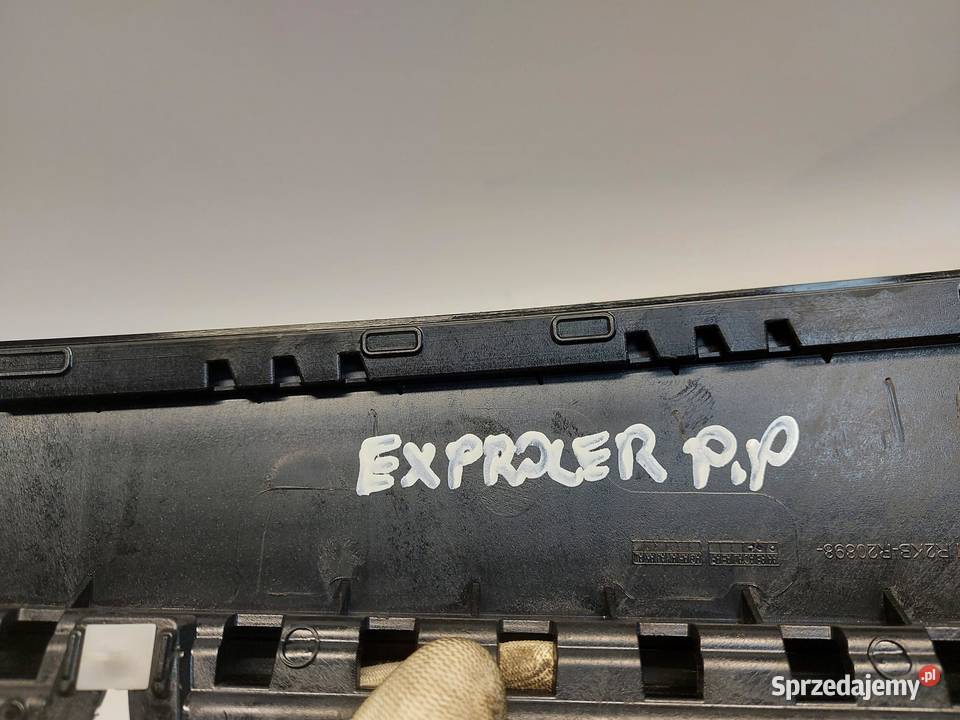 Ford Explorer VII R2KB LISTWA OZDOBNA DRZWI