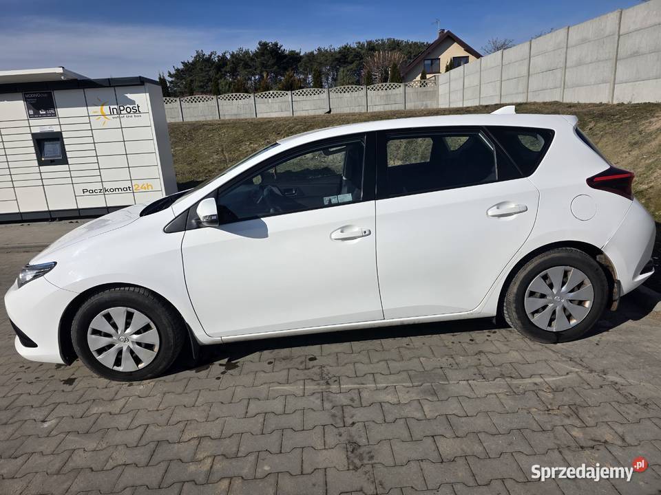 Toyota auris 14 diesel 2015r manualna Warszawa