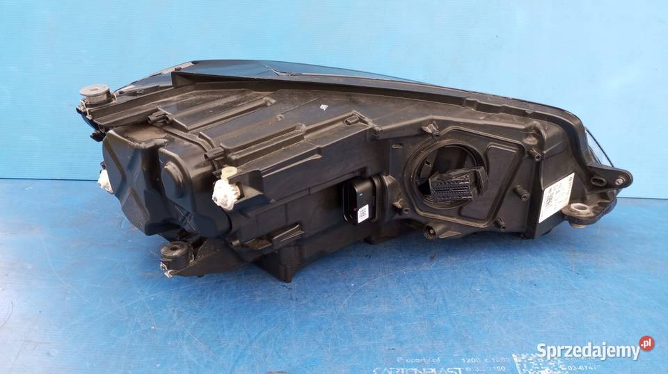 LAMPA LEWY PRZÓD IGŁA FULL LED 5G1941059