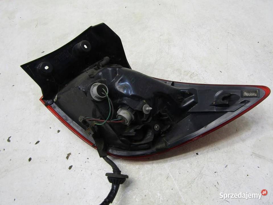 LAMPA TYLNA LEWY TYŁ MAZDA 2 DJ D09K51160