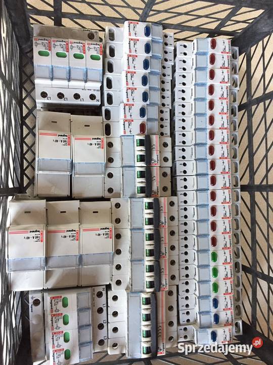 Bezpieczniki wyłączniki Legrand Wągrowiec