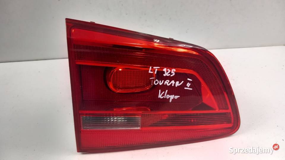 VW TOURAN II VAN LAMPA TYŁ LEWA W KLAPĘ Światła stop Zbierkowo
