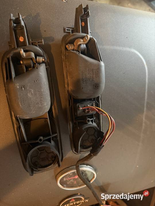 Klamki wewnętrzne Audi A3 8l 3D świętokrzyskie sprzedam